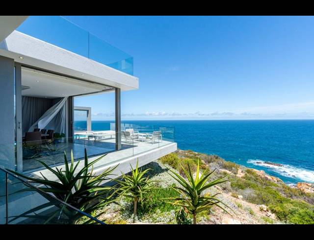 4 BEDROOM HOUSE FOR SALE IN PINNACLE POINT GOLF ESTATE